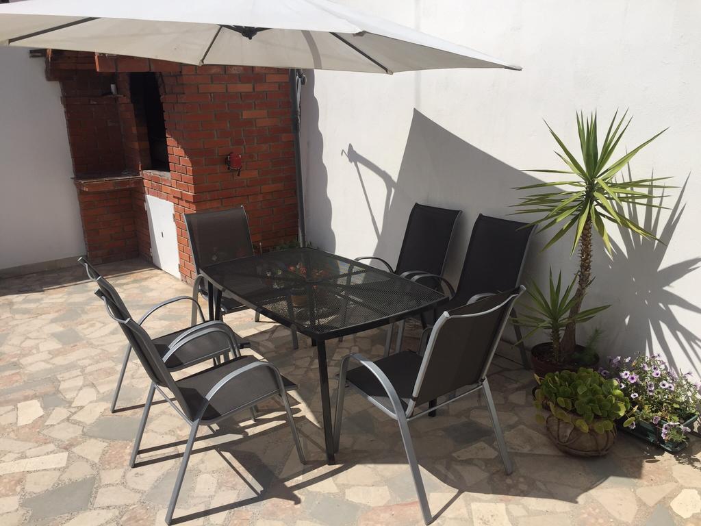 Apartment Satus Podstrana Exterior foto